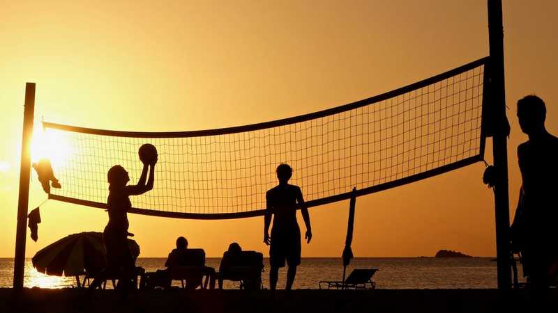 beneficios del voleibol vóley playa
